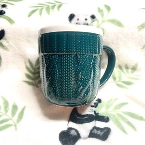 Textured Green Rope-Stitch Winter Sweater Mug